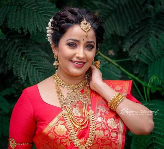 शेवंताचा ट्रेडिशनल लूक पाहिलात?