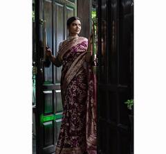 Aishwarya Rajesh: డస్కీ బ్యూటీ ఐశ్వర్యా రాజేష్.. చీరలో ఎంత అందంగా ఉందో.. 