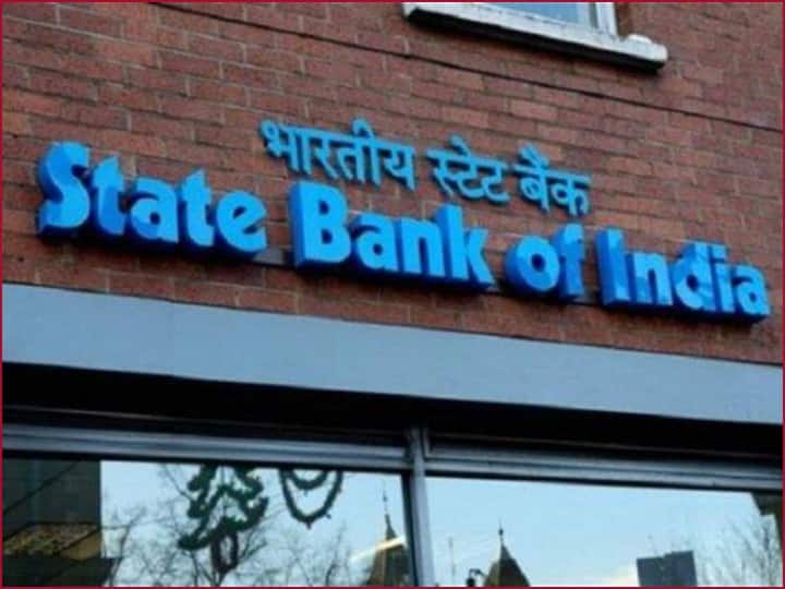 SBI Big Relief To its Customers as bank waives IMPS transaction service charge till 5 lakhs of rupees SBI Relief To Customers: एसबीआई का बड़ा ऐलान, IMPS के जरिए ऑनलाइन फंड ट्रांसफर पर बैंक नहीं वसूलेगा कोई सर्विस चार्ज