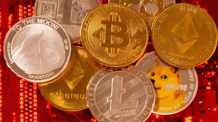Cryptocurrency New: This cypto coins up in last 24 hours bitcoin falls Cryptocurrency News: એક જ દિવસમાં આ છ ક્રિપ્ટોકરન્સીમાં આવ્યો તોતિંગ ઉછાળો, બિટકોઈનમાં બોલ્યો કડાકો