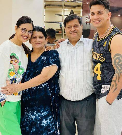 Reality TV star and a former Bigg Boss winner Prince Narula turned 31 on Wednesday, the actor celebrated his special day with family including his mom and dad.Prince’s wife, Yuvika Chaudhary shared a series of pictures from the birthday bash.