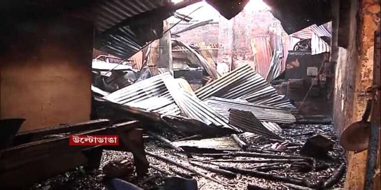Kolkata Ultadanga pulse warehouse cought fire in the morning, 12 fire engines at the scene Kolkata Fire: ভোরবেলায় উল্টোডাঙার ডালের গুদামে বিধ্বংসী আগুন, ঘটনাস্থলে দমকলের ১২ ইঞ্জিন