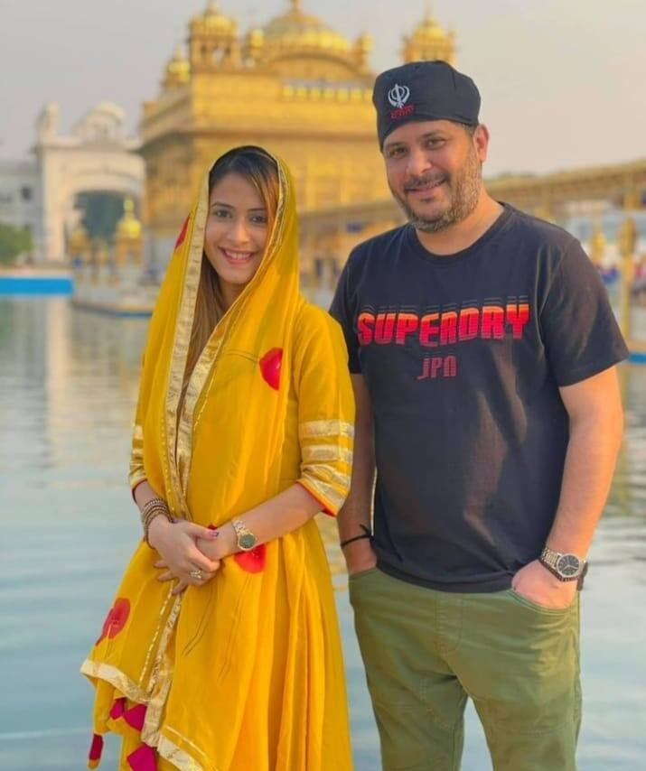 बता दें कि डिंपल ने 'राजा की आएगी बारात', 'तुम ही हो बंधु सखा तुम्हारी', 'बेइंतहा' और 'मेरी दुर्गा' जैसे फेमस टीवी शोज में काम किया है.