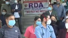 सरकार और नगर निगम की लड़ाई में डॉक्टर और मरीज क्यों पिसें?