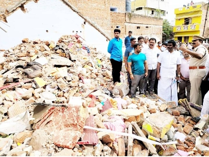 சேலம் சிலிண்டர் விபத்து: 'எம்.பி நிதியிலிருந்து வீடு கட்டித் தரப்படும்' - பார்த்திபன் எம்.பி உறுதி