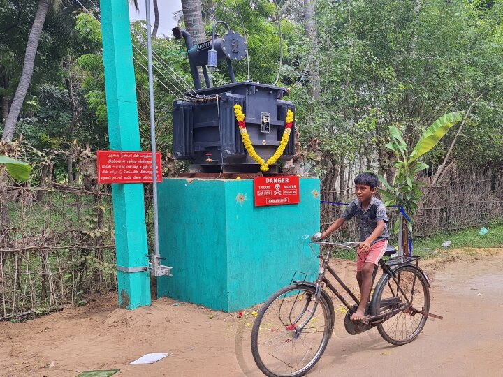 துர்கா ஸ்டாலின் வீட்டின் அருகே வைக்கப்பட்ட ட்ரான்ஸ்பார்மர்  - பாதுகாப்பு வேலி அமைக்க கோரிக்கை