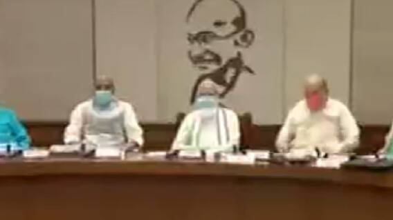 સમાચાર શતકઃ ત્રણ કૃષિ કાયદાને પરત લેવાના પ્રસ્તાવને આપી કેન્દ્રીય કેબિનેટે મંજૂરી