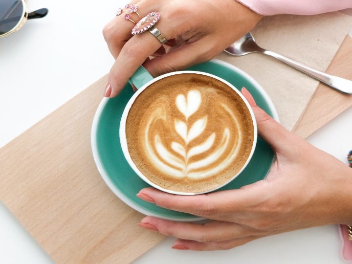 Coffee affects heartbeat, A Recent Study says Caffeine: కాఫీ అతిగా తాగితే హృదయ స్పందనల్లో తేడా... కనిపెట్టిన అమెరికన్ హార్ట్ అసోసియేషన్
