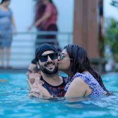 Sanjay-Poonam Wedding Functions: शादी से पहले स्विमिंग पूल में Poonam Preet के साथ रोमांटिक हुए Sanjay Gagnani, सामने आईं फोटोज