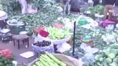 महंगाई से मुक्ति कब मिलेगी ? राजनीति में हुई टमाटर की एंट्री !