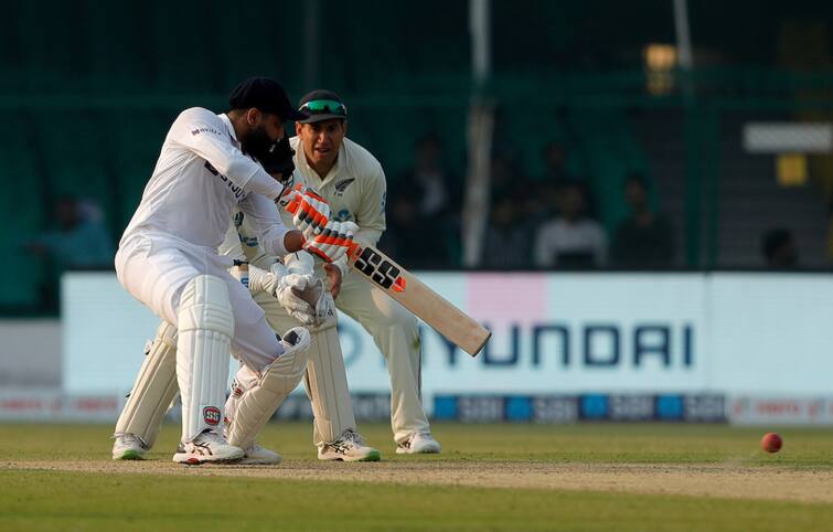 IND vs NZ 1st Test Live Updates India vs New Zealand live score online highlights IND vs NZ 1st Test LIVE: டெஸ்ட் கிரிக்கெட்டில் ஜடேஜாவுக்கு 17வது அரை சதம் ; முதல் நாளில் 250-ஐ தாண்டிய இந்திய அணி