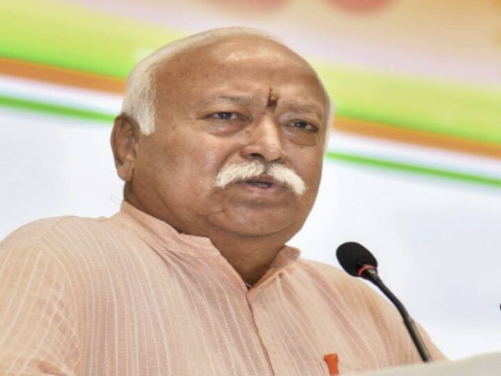 RSS प्रमुख मोहन भागवत ने उठाया बंटवारे का मुद्दा, कहा- जो खंडित हुआ उसको फिर से अखंड बनाना पड़ेगा rss chief mohan bhagwat says that the painful history of partition will not be allowed to be repeated RSS प्रमुख मोहन भागवत ने उठाया बंटवारे का मुद्दा, कहा- जो खंडित हुआ उसको फिर से अखंड बनाना पड़ेगा