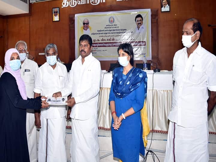 அமைப்பு சாரா தொழிலாளர்களுக்கு வீடு கட்ட 4.50 லட்சம் உதவி - கட்டுமான தொழிலாளர்கள் நல வாரிய தலைவர் தகவல் 4.50 lakh assistance to build houses for unorganized workers - Construction Workers Welfare Board Chairman Poonkumar informed அமைப்பு சாரா தொழிலாளர்களுக்கு வீடு கட்ட 4.50 லட்சம் உதவி - கட்டுமான தொழிலாளர்கள் நல வாரிய தலைவர் தகவல்