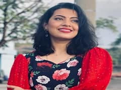 Geetha Madhuri Photos: అందమైన అచ్చతెలుగు గాయని..