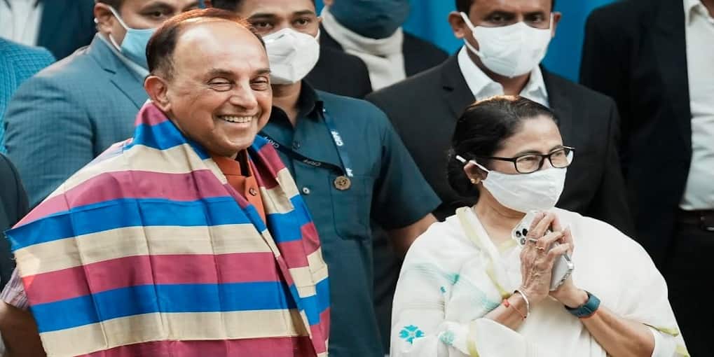 Rajya Sabha MP Subramanian Swamy met West Bengal Chief Minister Mamata Banerjee today Mamata Delhi Visit: ‘আমি সব সময় মমতার সঙ্গেই আছি,’ বৈঠক শেষে আশ্বাসবার্তা বিজেপি সাংসদ সুব্রহ্মণ্যমের