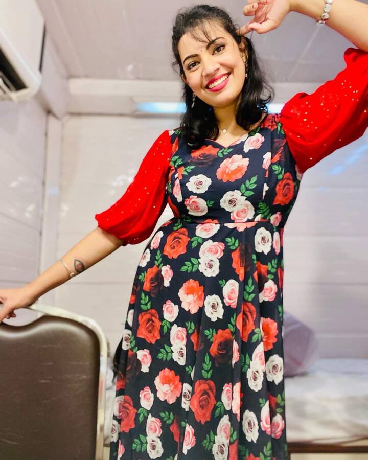 సింగర్ గీతామాధురి పిక్స్ (Image credit: Instagram)