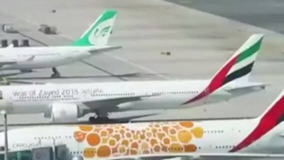 Jewar Airport: समझिए कैसे शहरों की किस्मत बदलता है एयरपोर्ट? | मास्टर स्ट्रोक | 25.11.2021