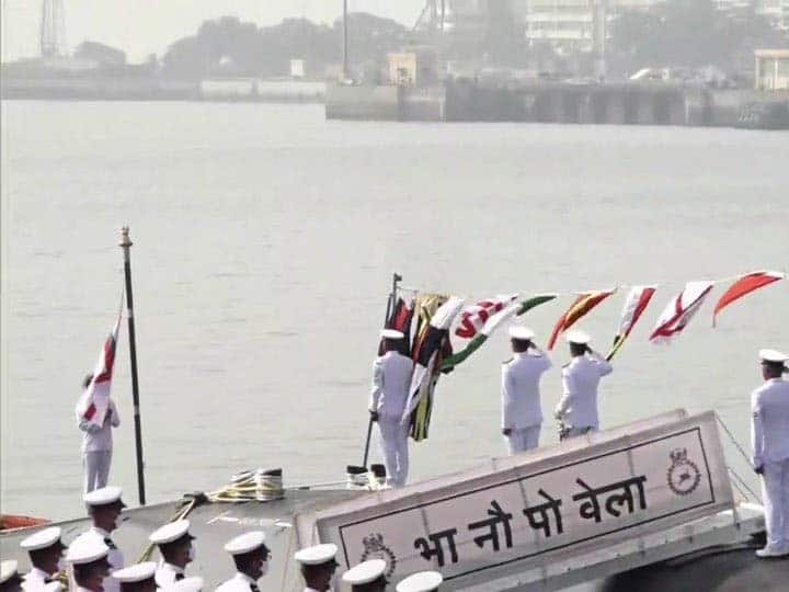 आयएनएस वेलामुळे भारतीय नौदलाच्या ताकदीत वाढ झाली आहे. (photo twitted by @DefPROMumbai)