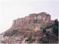 IRCTC Rajasthan Tour Package: जोधपुर से लेकर जैसलमेर तक, IRCTC का ये पैकेज आपको बजट में कराएगा राजस्थान के सभी बड़े शहरों की सैर