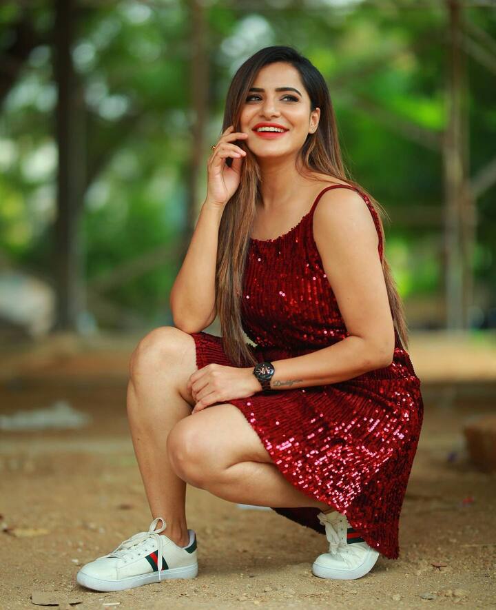 అషూ రెడ్డి ఫోటోలు (Image credit: Instagram)