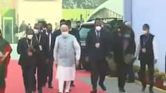 Jewar Airport से PM Modi की पश्चिमी यूपी को साधने की कोशिश! | Fatafat
