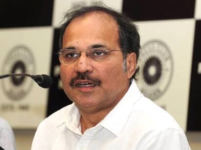 Adhir Chowdhury attacks Mamata Banerjee by calling her BJPs oxygen supplier after TMC supremos meeting with Sharad Pawar Adhir Ranjan Chowdhury : মমতা বন্দ্যোপাধ্যায় বিজেপি-র অক্সিজেন সাপ্লায়ার, কংগ্রেসকে দুর্বল করার চেষ্টা করছেন  তোপ অধীরের