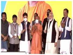 Jewar Airport: यूपी चुनाव से पहले पीएम मोदी ने दी सौगात, जेवर एयरपोर्ट से बदल जाएगी एनसीआर की तस्वीर