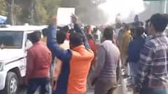 Punjab के फिरोजपुर में CM Channi का जबरदस्त विरोध, काफिले पर पथराव