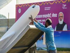 Noida International Airport: दुनिया के चौथे सबसे बड़े एयरपोर्ट का पीएम मोदी ने किया शिलान्यास, 3 साल में बनकर होगा तैयार, दिल्ली से होगी इतनी दूरी