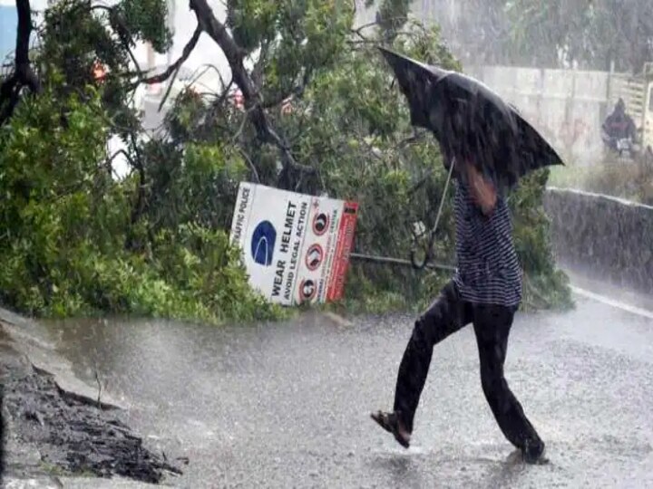 TN Rain and School Leave | கனமழையால் 4 மாவட்டங்களில் பள்ளிகளுக்கு விடுமுறை.. தொடரும் ஆரஞ்சு அலர்ட்.. முழு விவரம் உள்ளே...!