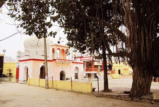 Garhmukteshwar: गढ़मुक्तेश्वर में आज भी मौजूद है शिव मंदिर, यहीं महर्षि दुर्वासा ने दिया था शिव गणों को पिशाच बनने का श्राप