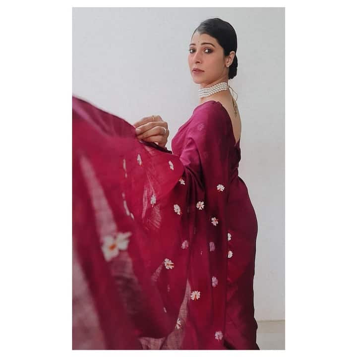 या फोटोशूटचे फोटो तिने इन्स्टाग्रामवर शेअर केले आहेत, ज्याला तिने ‘थोडा ड्रामा पल्लू show off करायला’ असं कॅप्शन दिलंय. (Photo:@tejaswini_pandit/IG)