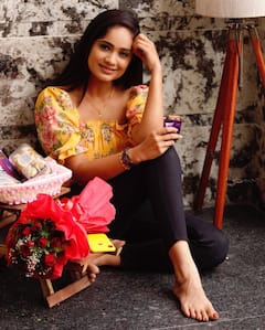 Tejaswini Gowda Photos:మోడ్రన్ 'కోయిలమ్మ' ఎంత అందంగా ఉందో...