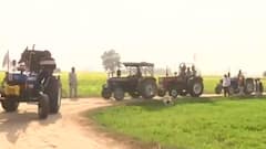 Thousands of farmers head to Delhi’s borders to mark one year anniversary