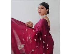 In Pics :  तेजस्विनीची मनमोहक अदा, चाहते झाले फिदा!