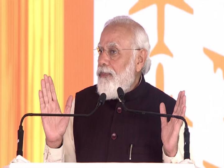 Jewar Airport: PM Modi lashed out at opponents without taking names, said- their selfishness will not stand in front of our national policy Jewar Airport: बिना नाम लिए विरोधियों पर बरसे PM मोदी, कहा- हमारी राष्ट्रनीति के सामने नहीं टिकेगी उनकी स्वार्थनीति