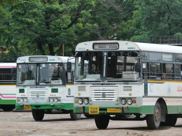 Kottagudem RTC officials increase profits to RTC with Palle Velugu buses TS RTC:  పల్లె వెలుగుతో ఆర్టీసీకి లాభాల బాట.. కొత్త గూడెం అధికారుల కొత్త ప్లాన్ !