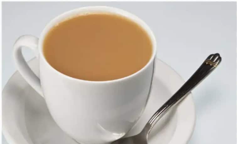 health care tips this can harm the health of those who drink more than 4 cups of tea in a day Tea Side Effects: दिवसातून चार कप चहा पिताय? तर सावधान, होऊ शकतं नुकसान