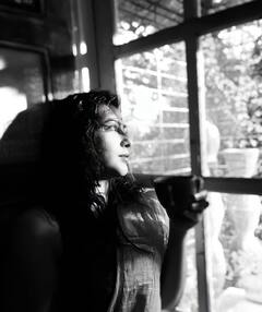 Shilpa Shinde Photos: साड़ी पहने, माथे पर बिंदी लगाए बला की खूबसूरत लग रही हैं पुरानी 'अंगूरी भाभी' शिल्पा शिंदे, लेटेस्ट तस्वीरों ने बढ़ाई फैन्स की धड़कनें