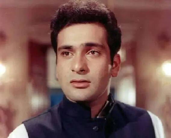 গত বছর প্রয়াত হন বলিউড তারকা ঋষি কপূর। এ বছরের ৯ ফেব্রুয়ারি প্রয়াত হন ঋষি কপূরের ভাই অভিনেতা রাজীব কপূর। তিনি ‘রাম তেরি গঙ্গা ময়লি’ ছবির জন্য বিখ্যাত।