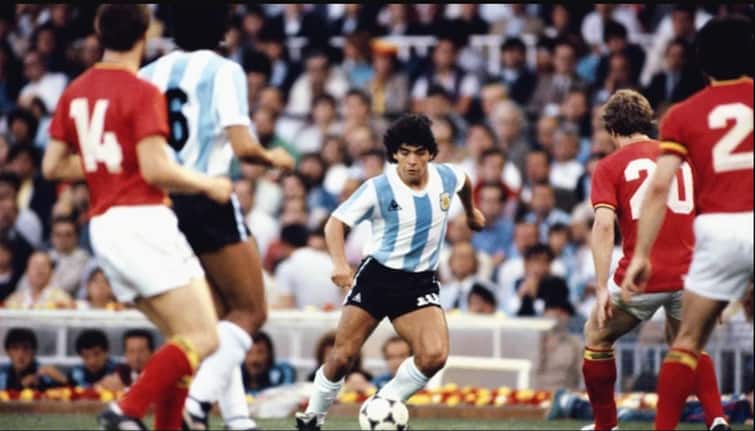 Maradona Was Buried Without His Heart So Soccer Fans Wouldn’t Steal It Maradona : இதயமே இல்லாமல் தகனம் செய்யப்பட்டதா மாரடோனாவின் உடல்? மருத்துவர் சொன்ன ரகசியம் என்ன?