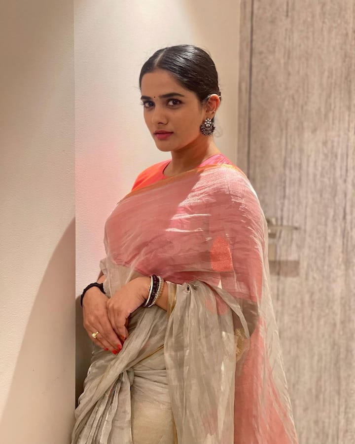 सध्या भाग्यश्रीचे बोल्ड आणि ग्लॅमरस फोटो सोशल मीडियावर व्हायरल होत आहेत. (Photo Credit : @bhagyashreemote/Instagram)