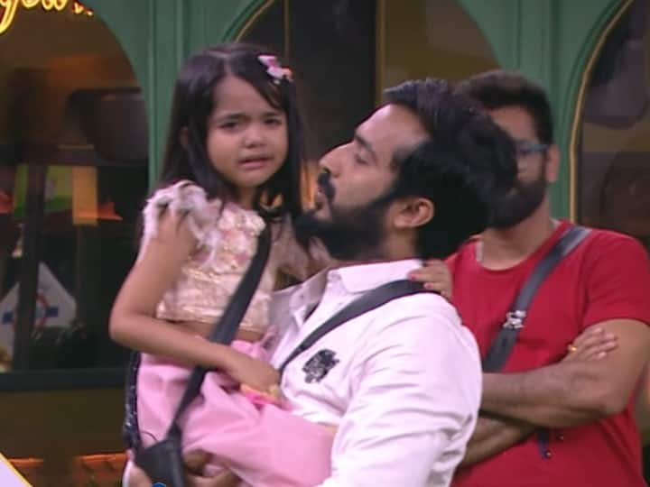 Bigg Boss 5 Telugu: Ravi Wife and Daughter Enters into Bigg Boss House Bigg Boss 5 Promo: ‘ఐ లవ్ యూ డాడీ’.. రవిని చూసి ఏడ్చేసిన కూతురు.. గుండె బరువెక్కడం ఖాయం!