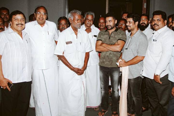 தோழர்களுடன் நல்லக்கண்ணு