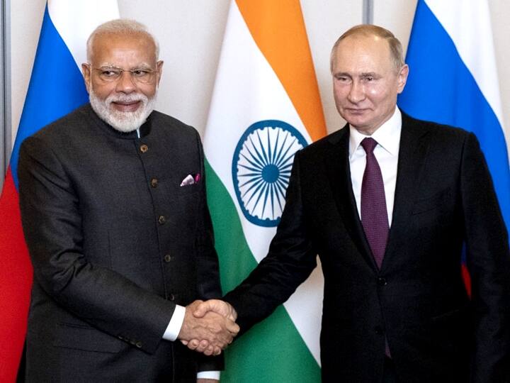 Russian President Vladimir Putin to visit India on Dec 6, 2021 Summit Talks with PM narendra modi Vladimir Putin India Visit: డిసెంబర్‌లో భారత పర్యటనకు పుతిన్.. మోదీతో కీలక చర్చ