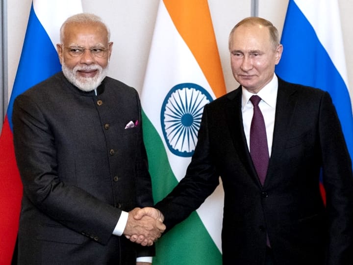 Putin's India Visit: Russian President Vladimir Putin on a power-packed visit to India today Putin India Visit: रूसी राष्ट्रपति पुतिन आज आएंगे भारत, पीएम मोदी से करेंगे मुलाकात, जानिए क्यों नाराज़ हैं चीन और अमेरिका