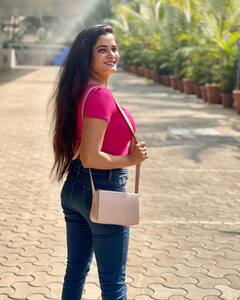 In Pics: भाग्यश्रीच्या दिलखेचक अदा, चाहते झाले फिदा!