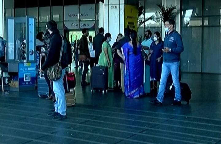 Ahmedabad airport alert to new variant on Corona , passengers checking at airport કોરોનાના નવા વેરીયન્ટને લઈ અમદાવાદ એરપોર્ટ પર પ્રશાસન એલર્ટ, જાણો કેન્દ્ર સરકારે શું આપી છે સૂચના?