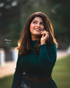 Photo: धनश्रीचा मॉडर्न अवतार, चाहते घायाळ!