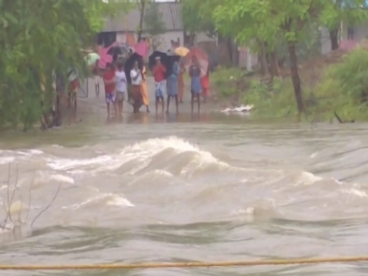 திட்டக்குடி அருகே 6 கிராம தரைபாலம் முழ்கியது - தனிதீவான 25க்கு மேற்பபட்ட கிராமங்கள்